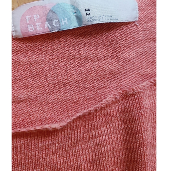 Free People Beach Oversized Boxy Fit Tee Size Medium Coral - Picture 4 of 9